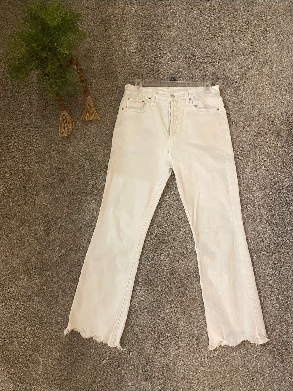 MOTHER Off-White Straight-Leg Jeans with Frayed Hem